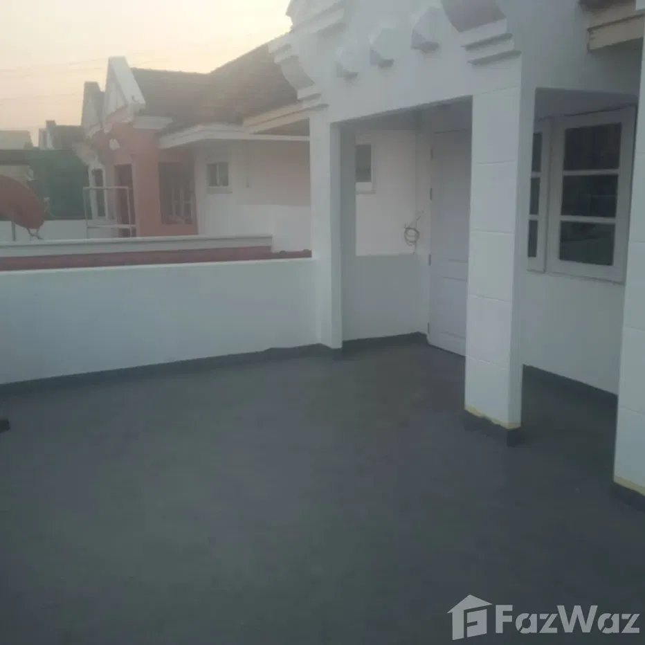 picture 4 Bedroom Townhouse for rent at Baan Baramed 2006603 - 4/13