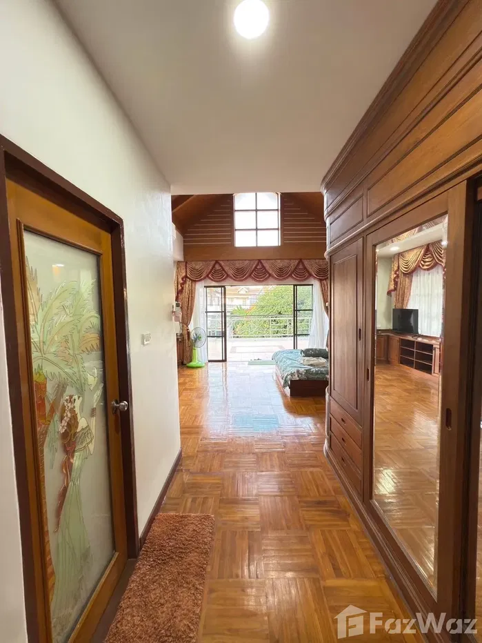 picture 5 bedroom villa fully furnish at Centtral Park 5 Pattaya 2008723 - 27/36