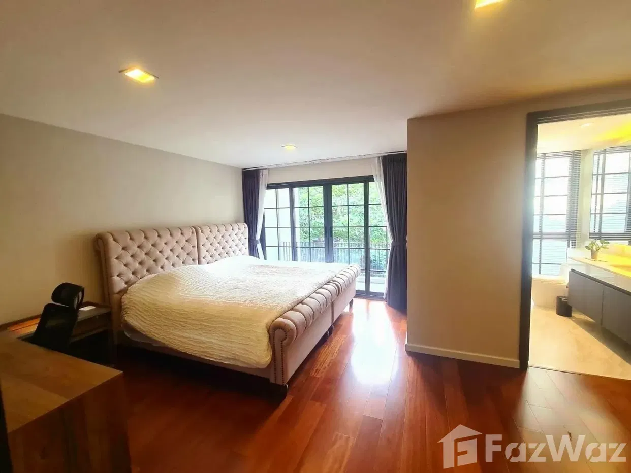 picture 4 Bedroom House for sale at Quarter 31  1700576 - 8/14