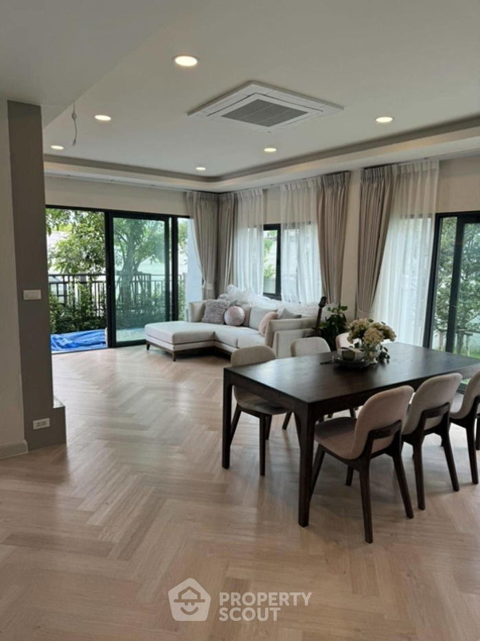 รูป บ้าน 4-ห้องนอน ที่ เซนโทร บางนา ใน บางแก้ว (ID 1568710) - รูปที่ 2/21