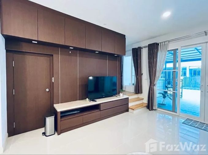 3-bed townhouse for rent, 180 sqm, 5 sq wah, Baan Klang Muang S-Sense Rama 9 - Ladprao