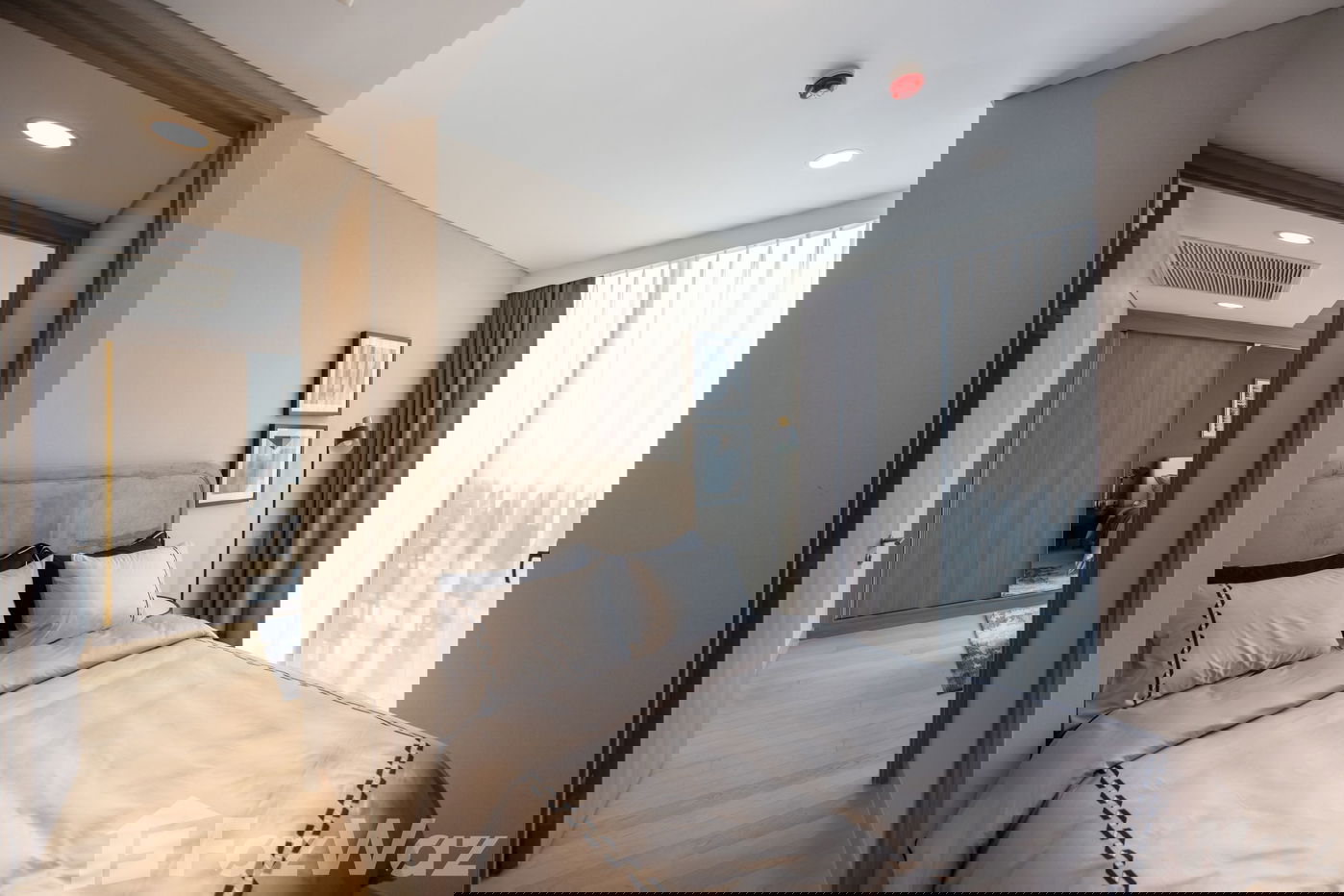 รูป ขาย คอนโด 2 ห้องนอน ในโครงการ ไซมิส เอ๊กซ์คลูซีพ ควีนส์ 1966068 - รูปที่ 7/16