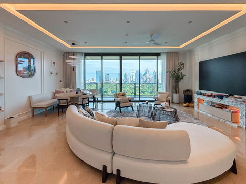 ให้เช่า The Residences at Sindhorn Kempinski ราคา 300,000 บาท [KMs250601]