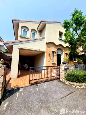 Houses for sale Chaiyaphruek  : 2-Story House for Sale in Silk Road Place, Pattaya 2015352