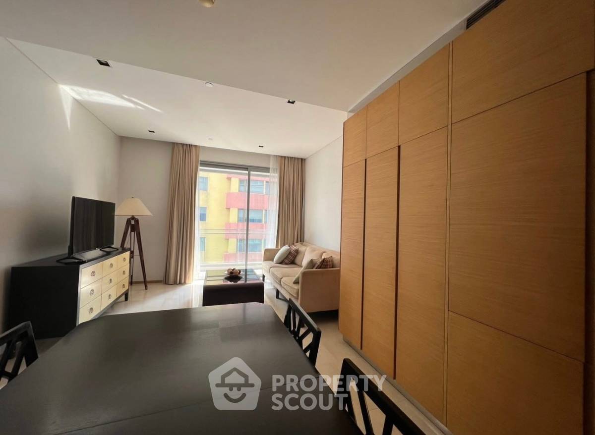 รูป คอนโด 1-ห้องนอน ที่ ศาลาแดง เรสซิเด้นซ์ คอนโดมิเนียม ใกล้ MRT สีลม (ID 2356414) - รูปที่ 9/10