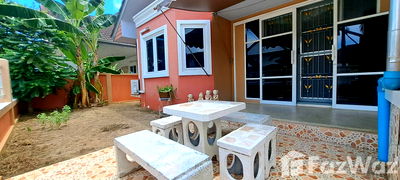 Houses for rent Nong Prue, Chonburi : Ruen Pisa Village Pattaya 5360074