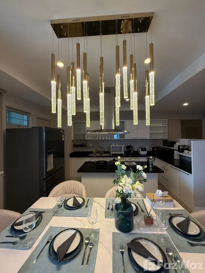 picture Rare 4 bed unit 5739082 - 2/12