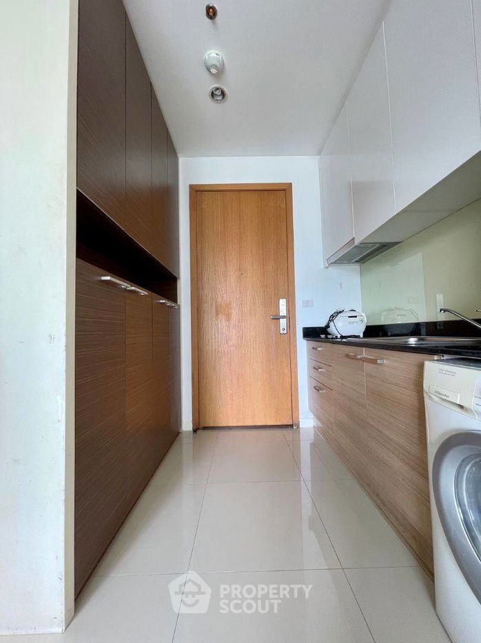 picture 1-BR Condo at Circle Condominium near MRT Phetchaburi (ID 1346049) - 5/9