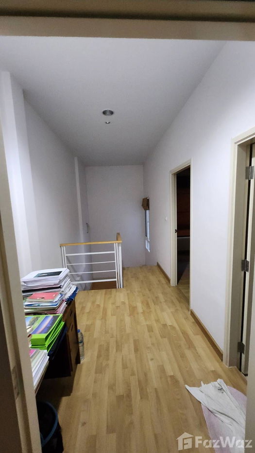 picture 3 Bedroom Townhouse for sale at Baan Klang Muang Ladprao - Sena 2 1936181 - 9/16