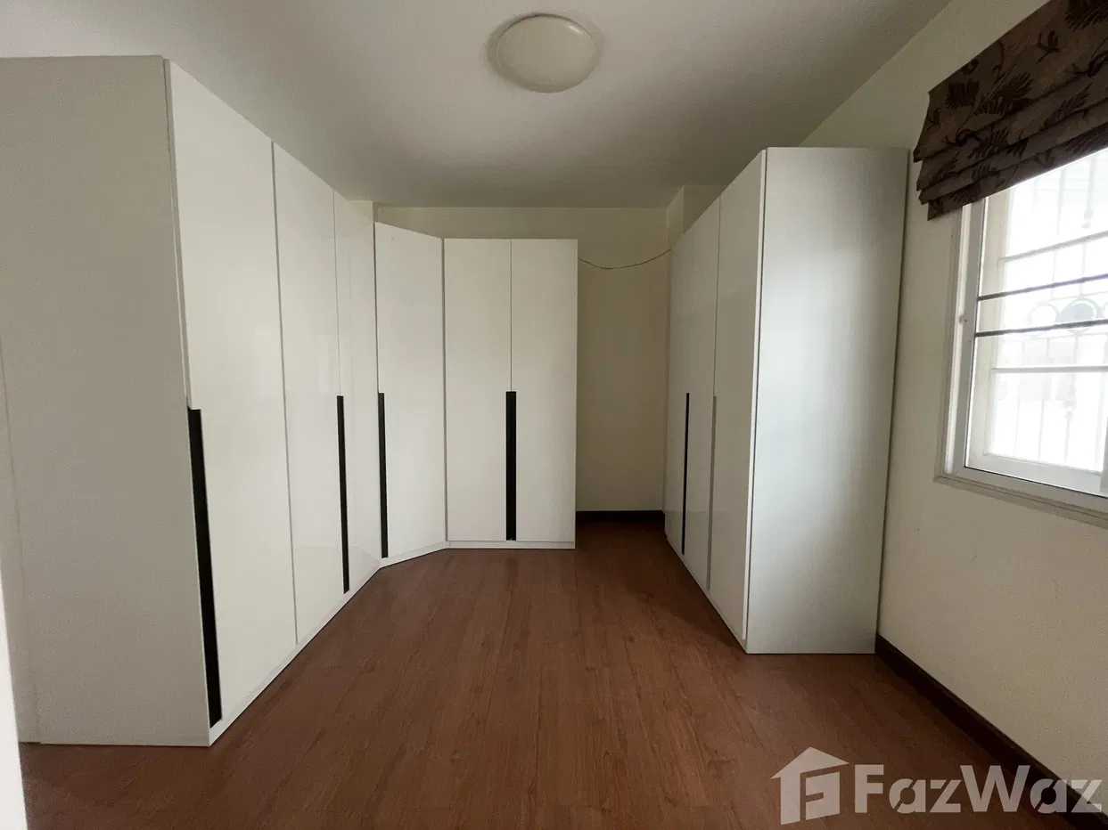 picture 3 Bedroom Townhouse for rent at Urban Sathorn 5743977 - 9/16