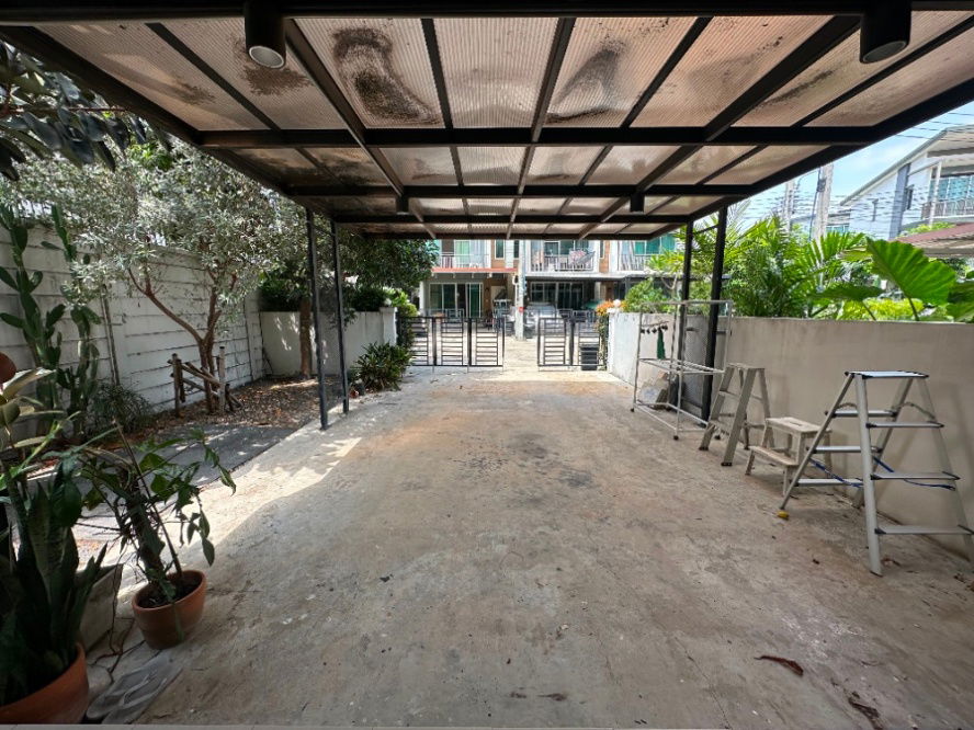 รูป 🏡 ให้เช่าทาวน์โฮม 3 ชั้น หลังมุม มีสวนข้างบ้าน — โครงการ Town Avenue Time ท่าข้าม 16 (แสนสิริ) - รูปที่ 12/12