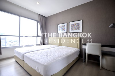 Condos for rent : ✨✨Life Ratchadapisek near MRT Huai Khwang Station Room available, ready to move in