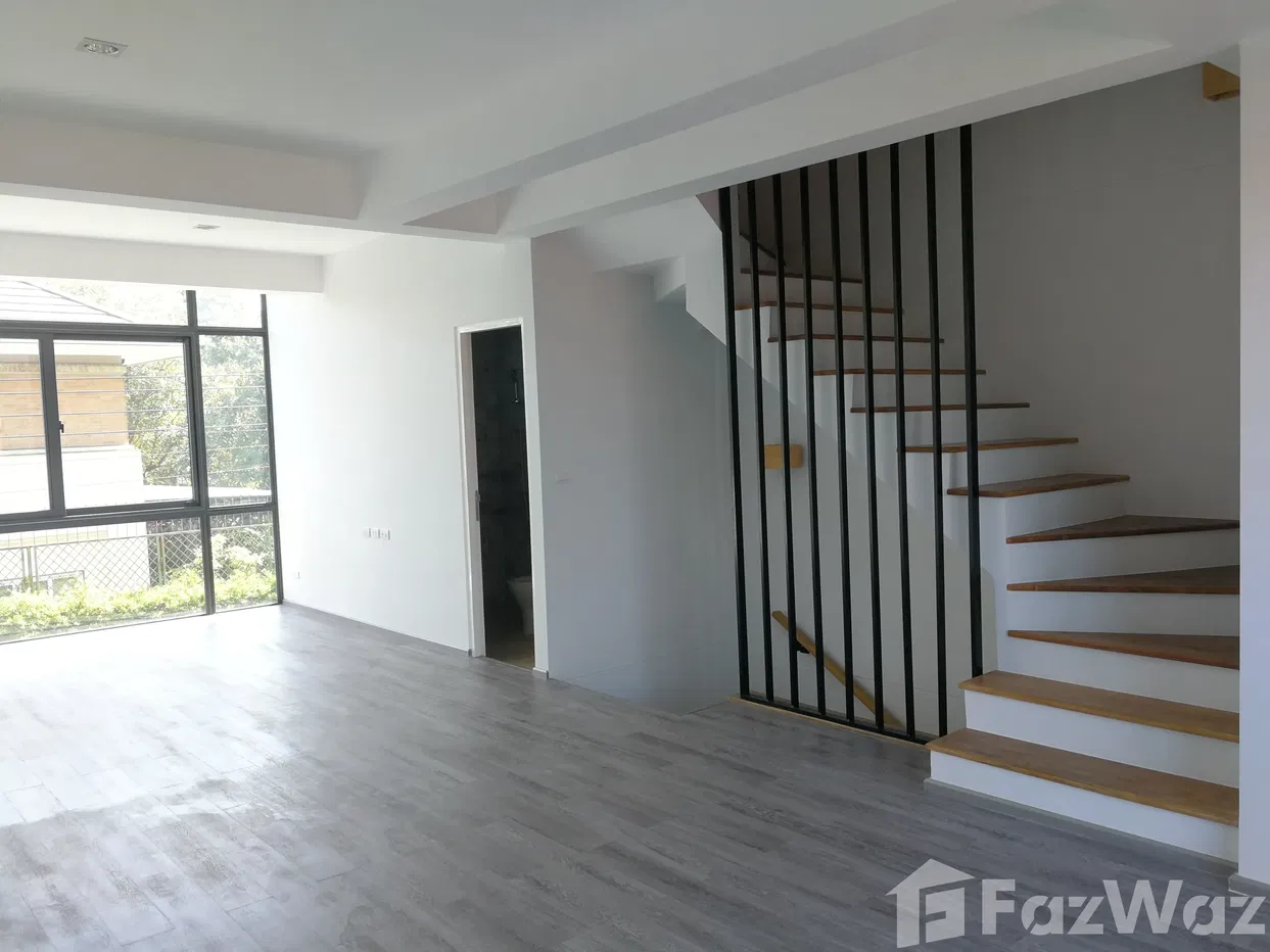 picture Luxury town home at Lasalle Bangna (Sukhumvit 105) 1716834 - 3/9
