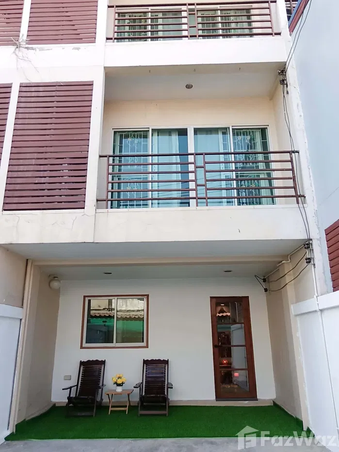 picture 4 Bedroom Townhouse for rent in Talat Bang Khen, Bangkok  5736236 - 1/21