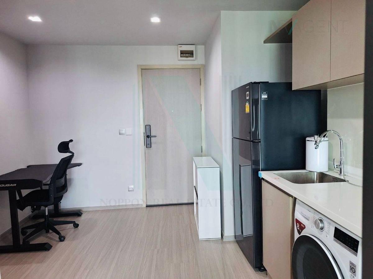 picture For Rent Condo LIFE LADPRAO Building A, Floor 35,1 bed room, Room size 35 sqm - 7/8