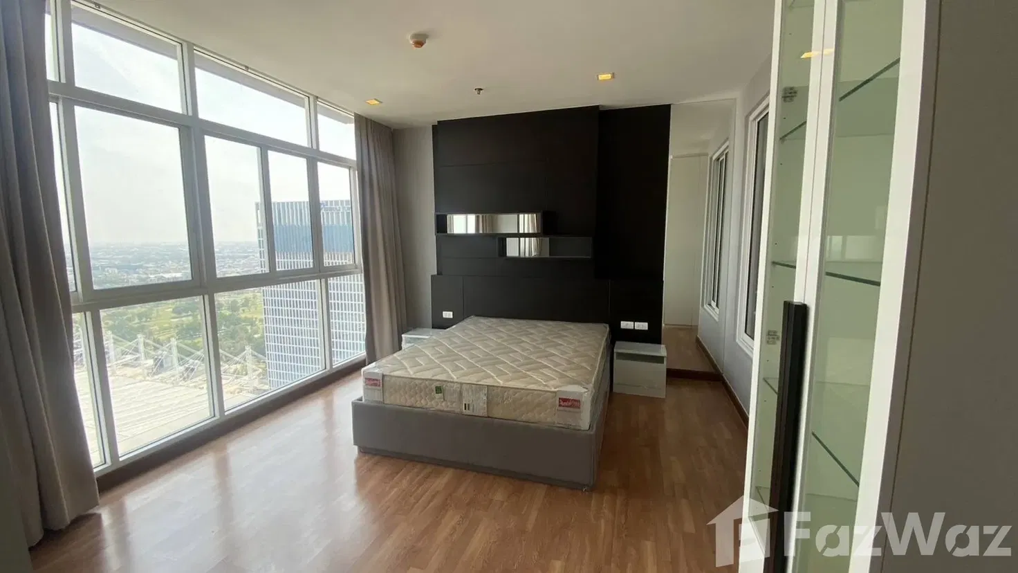 รูป คอนโดให้เช่า 3 ห้องนอน ในโครงการ เดอะ โคสต์ แบงค็อก 5746458 - รูปที่ 4/9