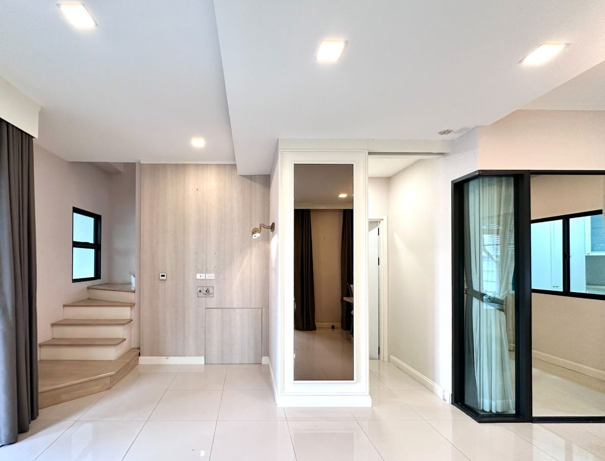 รูป ขายด่วน พฤกษาวิลล์ พหลโยธิน–รามอินทรา เพียง 4.89ล้าน หลังใหญ่สุด build-in แต่งหรูทั้งหลังพร้อมเฟอร์ พร้อมเข้าอยู่ ในราคาที่ไม่ควรพลาด - รูปที่ 3/31