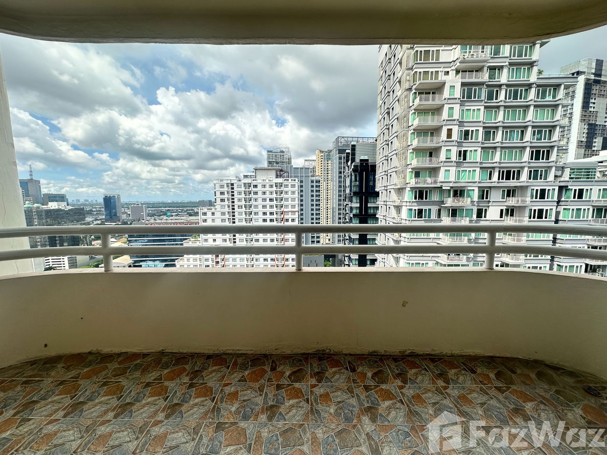 picture 3 Bedroom Condo for rent at Regent On The Park 1 1157764 - 4/19