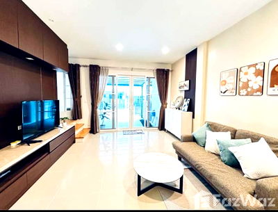 Townhouses for rent Wang Thonglang : 3 bedroom for rent at Baan Klang Muang S-Sense Rama 9 1965242