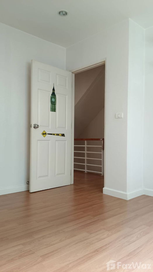 picture 3 Bedroom Townhouse for sale at The Metro Rama 9  1981804 - 20/45