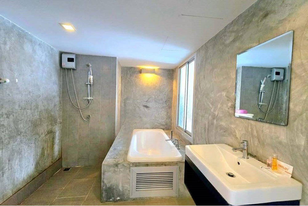 picture [920121056-86] Modern 1-Bedroom Condo for Rent - Steps from Bang Rak Beach, Koh Samui - 18/21