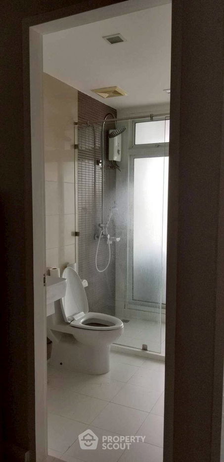 picture 1-BR Condo at The Bloom Sukhumvit 71 near BTS Phra Khanong (ID 2355882) - 5/8