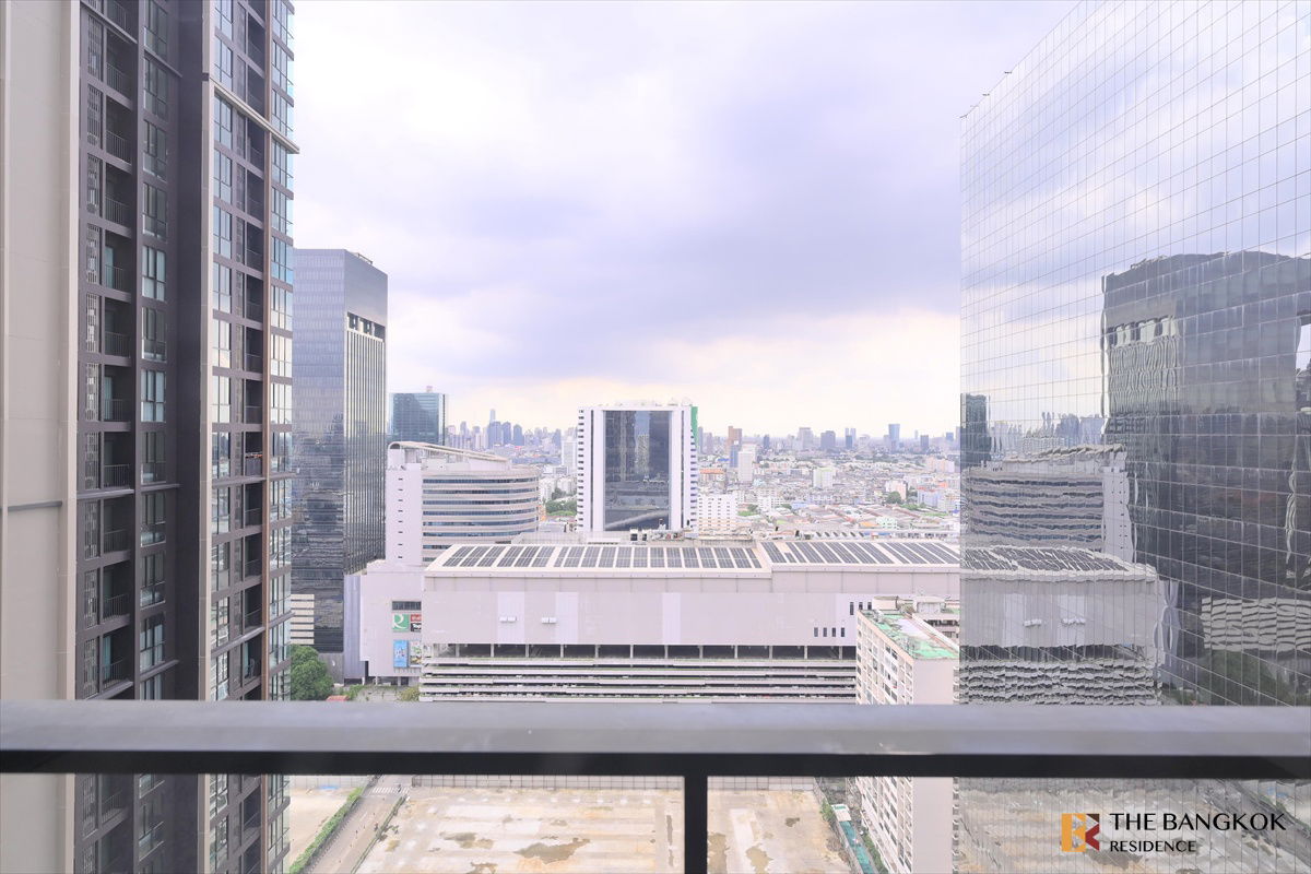 picture ✨✨One9Five Asoke - Rama9 near MRT Rama 9 Station Move-in Ready, Just Bring Your Bags - 7/11