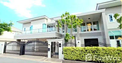 Houses for sale Soi On Nut (Sukhumvit 77) : HOUSE FOR SALE Villa Nakarin with private pool 5379055