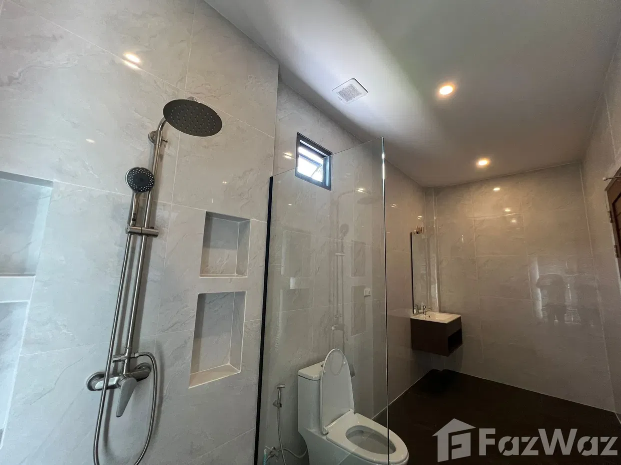 picture 3 Bedroom Villa for sale in Rawai, Phuket 5746793 - 9/20