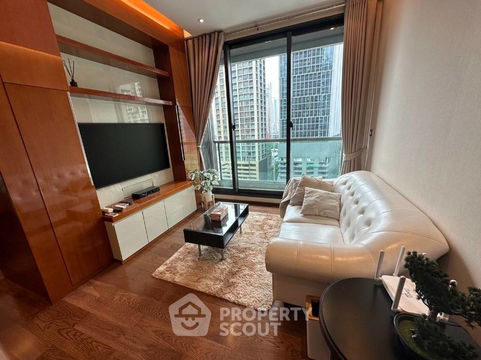 1-BR Condo at The Address Sukhumvit 28 near BTS Phrom Phong (ID 1981490)