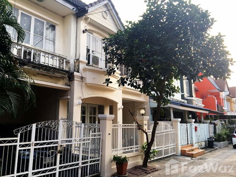 ทาวน์เฮ้าส์ 2 ชั้น 3 ห้องนอน 2 ห้องน้ำ หมู่บ้านบุศรินทร์ รามอินทรา 1666692