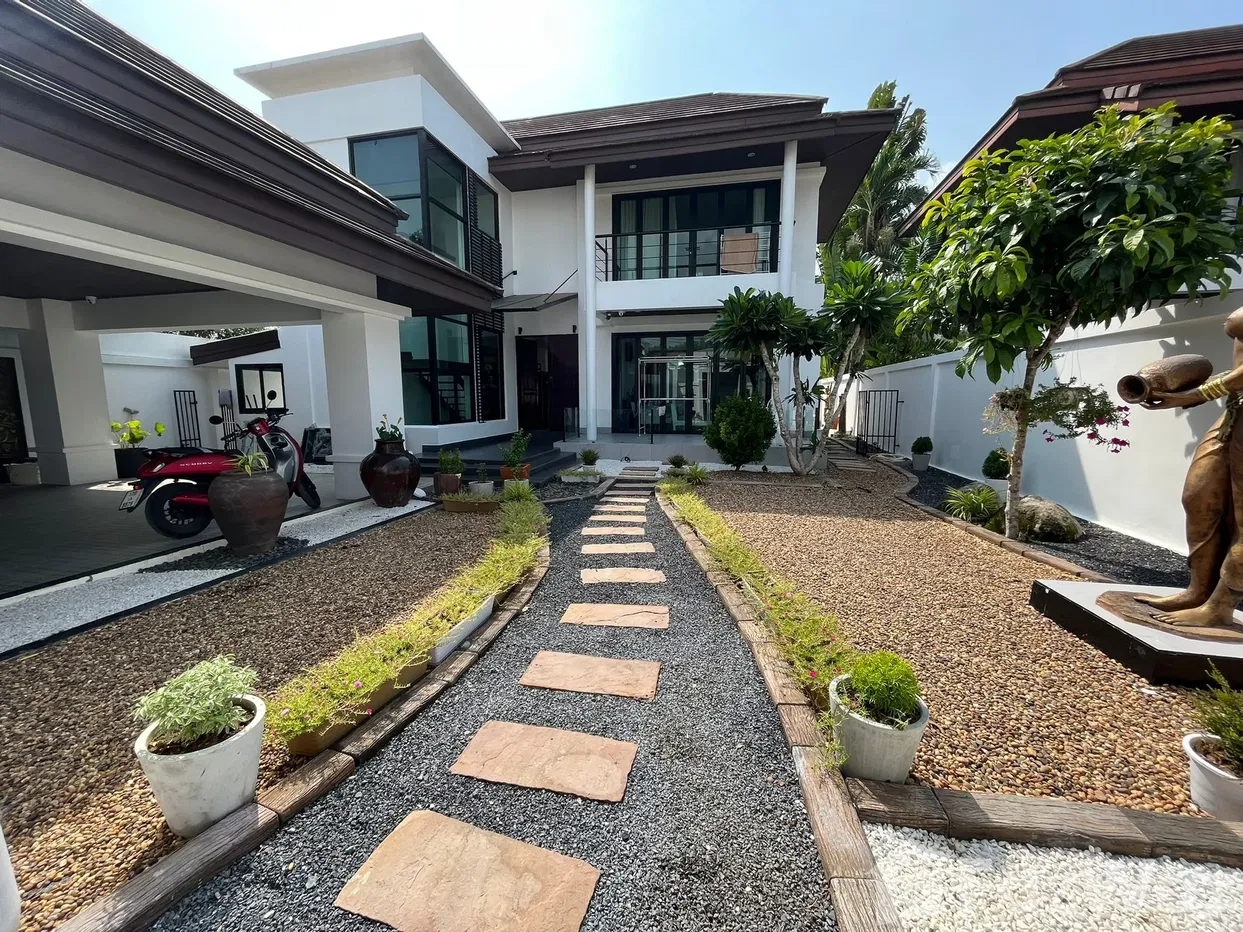 รูป วิลล่าให้เช่า 3 ห้องนอน ใน เชิงทะเล, ภูเก็ต 5701271 - รูปที่ 10/12