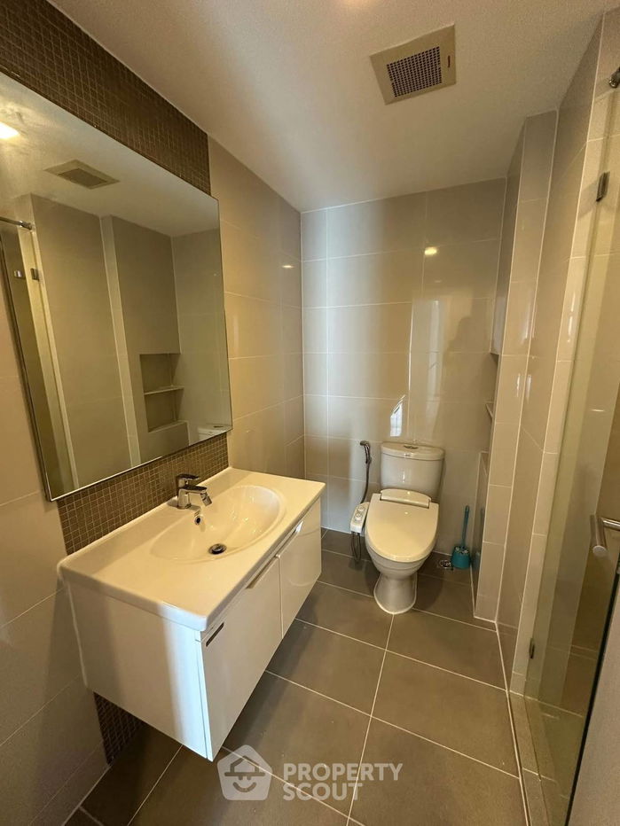 picture 2-BR Condo at Maestro 39 Sukhumvit 39 near BTS Phrom Phong (ID 2356510) - 5/10