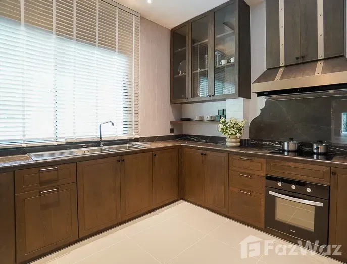 picture 4 Bedroom House for sale at Grand Bangkok Boulevard State Bangna  1911413 - 18/19