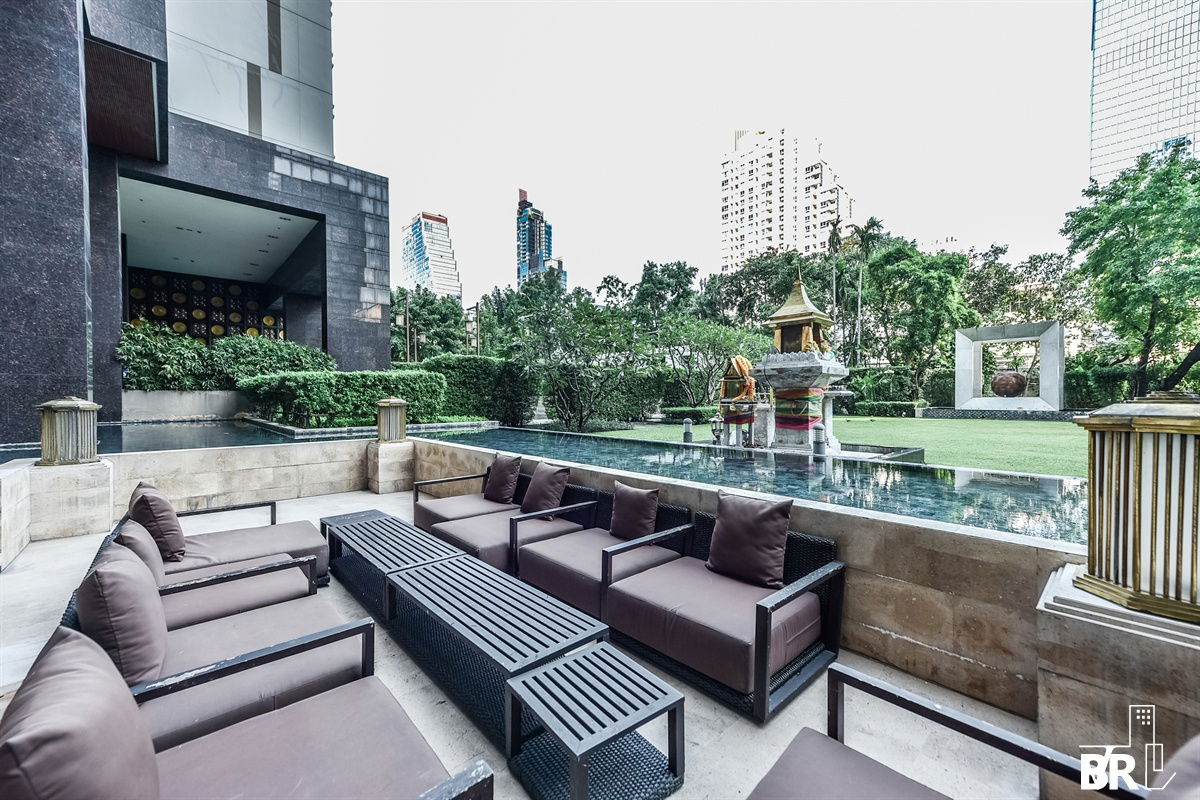 รูป  The Address Sathorn 12 ✨ ห้องใหญ่ ราคาดี 💫 ใกล้ BTS ช่องนนทรี  - รูปที่ 2/11
