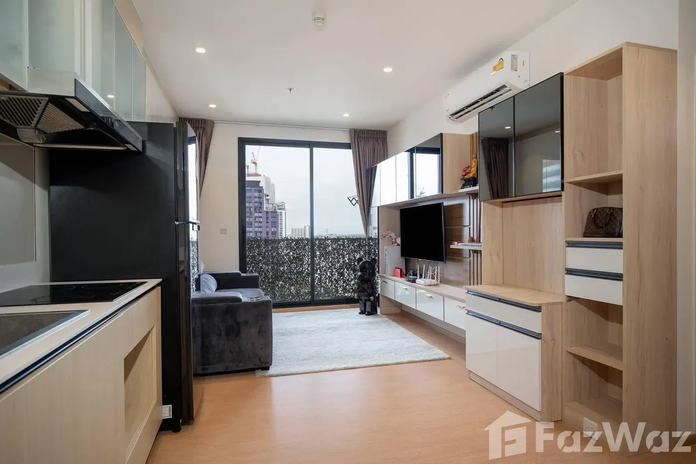 picture 2 Bedroom Condo for sale at Maru Ekkamai 2  1889781 - 10/10