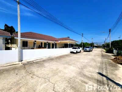 Houses for sale Thap Tai, Prachuap Khiri Khan : 3 Bedroom House for sale in Thap Tai, Prachuap Khiri Khan  5337914