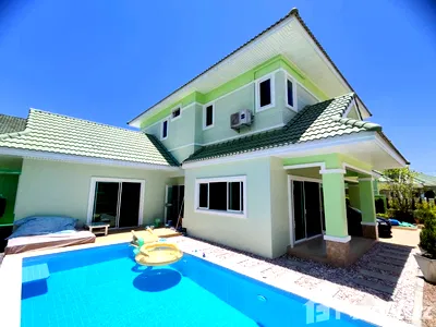 Houses for rent Chonburi : New Villa with swimming pool near Regents School 4 Bedrooms 5739784