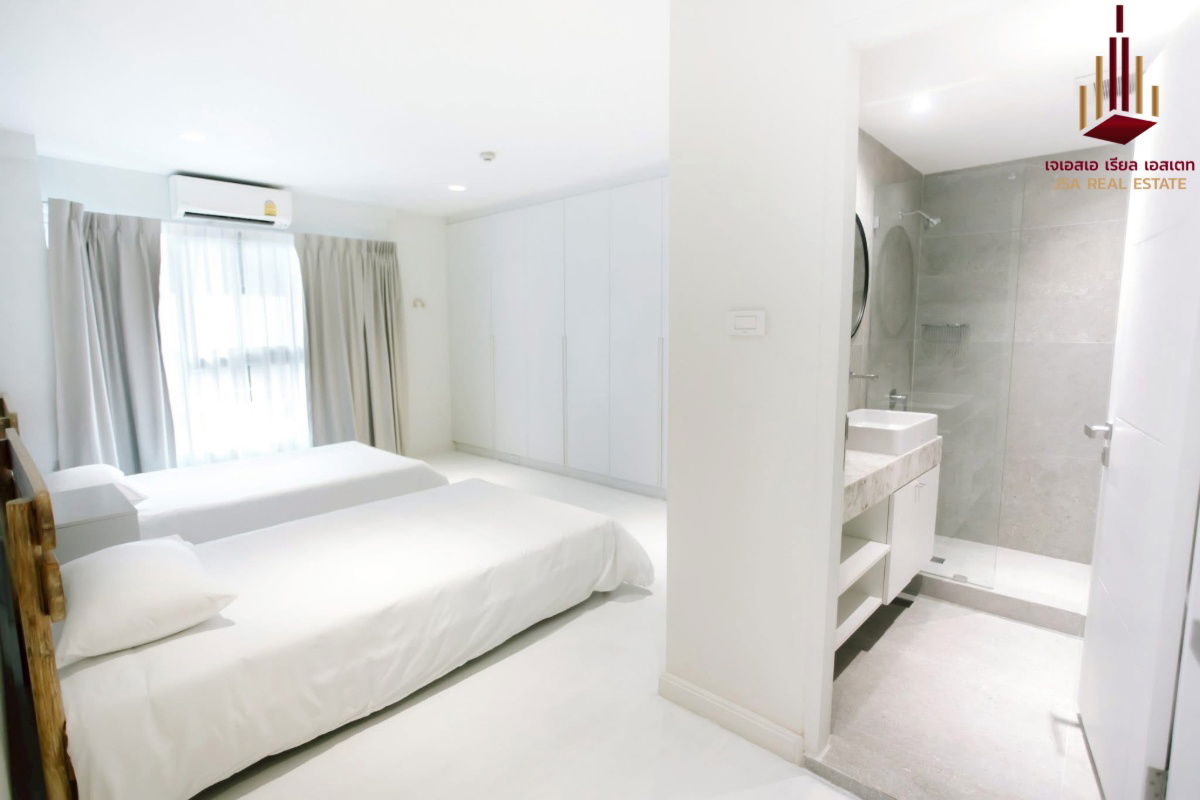 picture ✨ For Sale: Navin Court Condo ✨  💰 Only 15,900,000 THB - 4/7