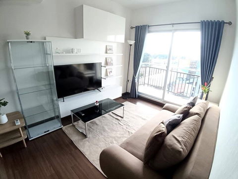🔥 Room for RENT! 2BED at Supalai Monte Condominium next to 7-11 shop near to Central Chiangmai, Supermarket, Cafe, School and etc.