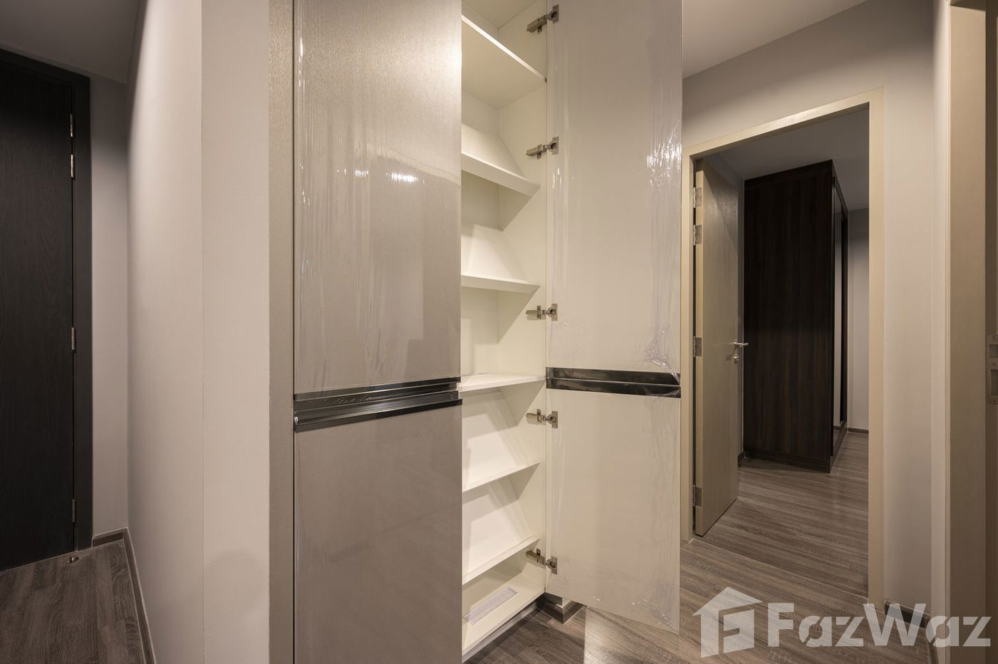 picture 2 Bedroom Condo for sale at Ideo Mobi Sukhumvit 40  5563688 - 9/17