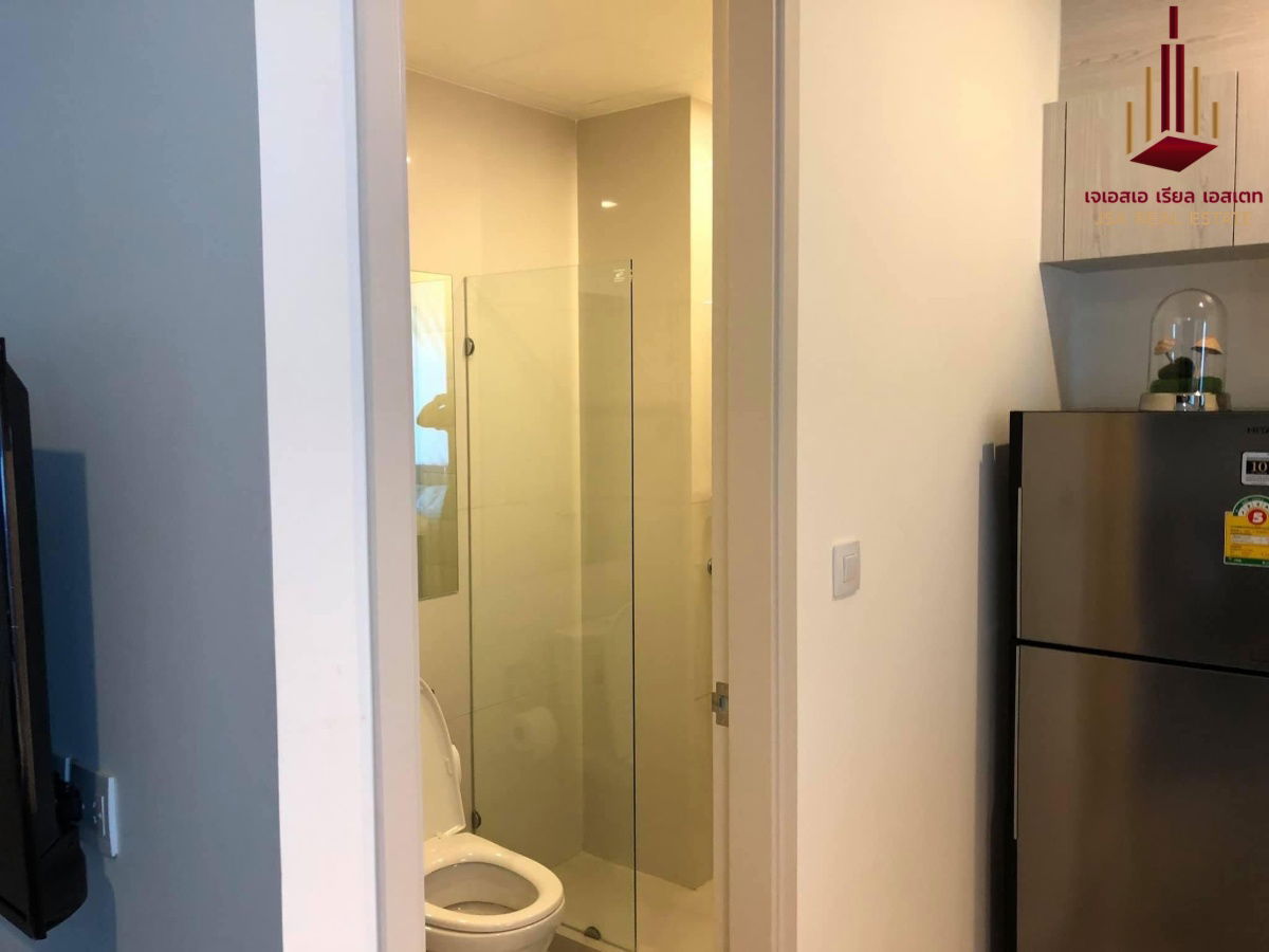 picture ✨ For Sale: Life Asoke Condo ✨    💰 Only 4,900,000 THB - 8/8