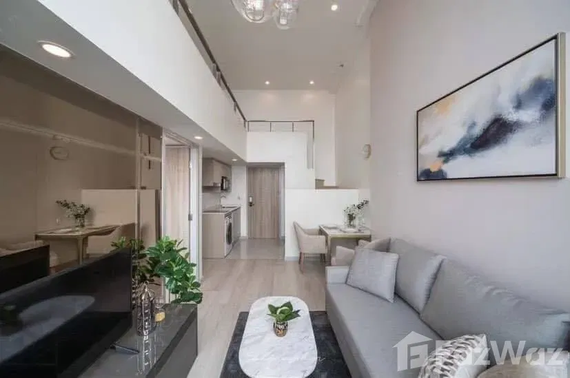 picture Knights Bridge Prime Sathorn, duplex style ,corner unit 5362692 - 8/17