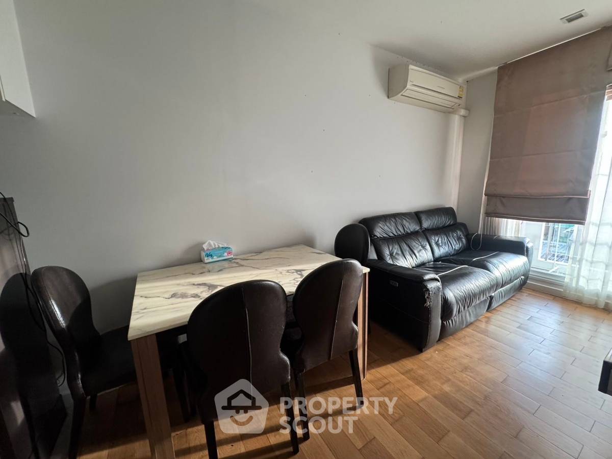 picture 1-BR Condo at Condolette Light Convent near BTS Sala Daeng (ID 2348911) - 7/10