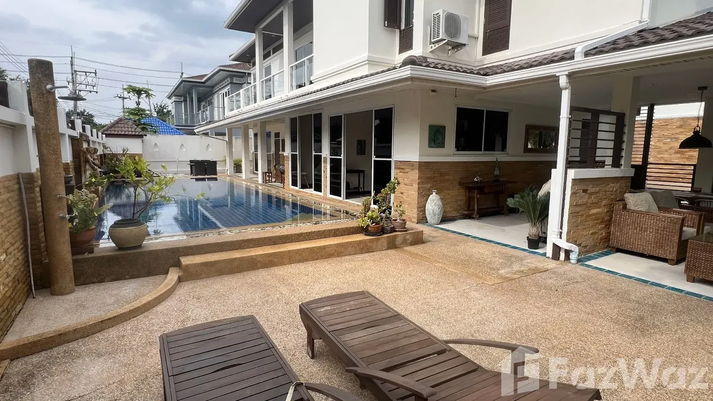 รูป ขาย วิลล่า 4 ห้องนอน ในโครงการ บ้าน รอท 5334558 - รูปที่ 1/39