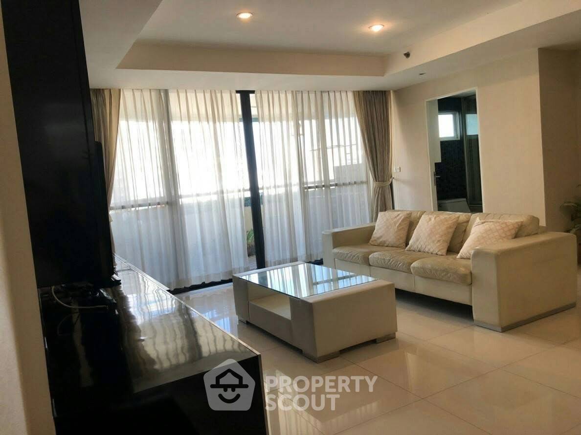 picture 1-BR Condo at Las Colinas near BTS Asok (ID 2356524) - 8/10
