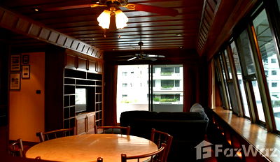 Condos for rent : 2 Bedroom Condo for rent at Diamond Tower 1063832