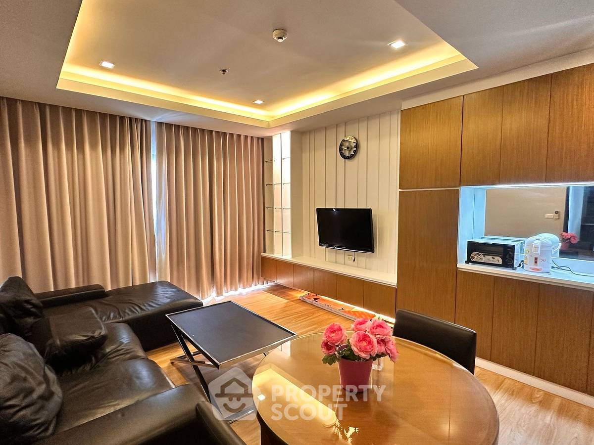 picture 1-BR Condo at Noble Refine Prompong near BTS Phrom Phong (ID 1272327) - 10/14