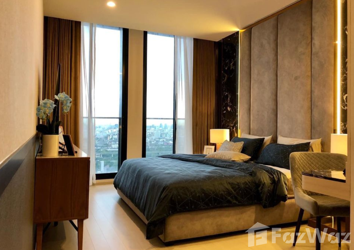 picture The Most Wanted Amazing Unit with Private Lift at Noble Ploenchit 1372094 - 3/9