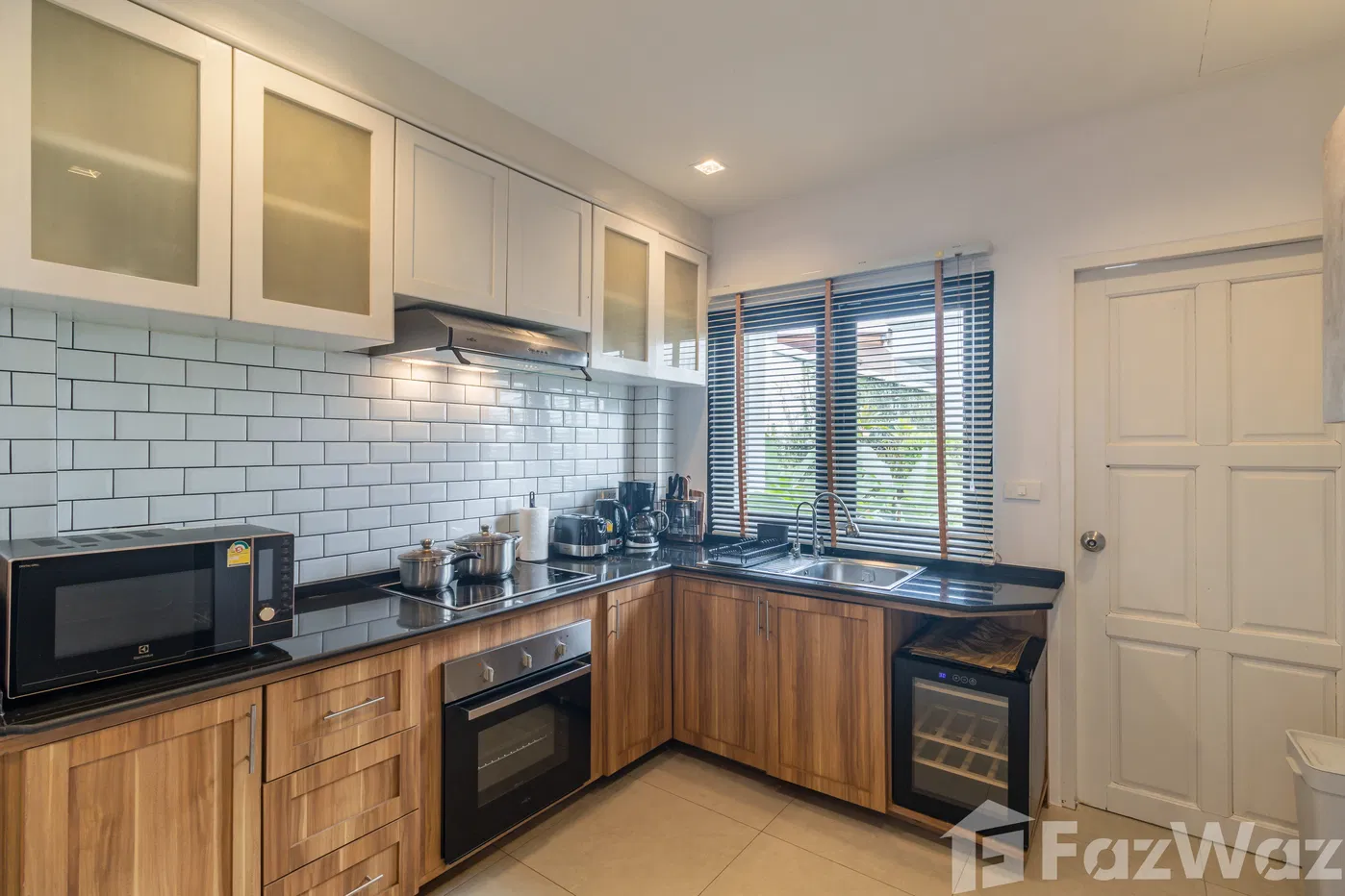 picture 3 Bedroom Villa for rent 5617043 - 3/24